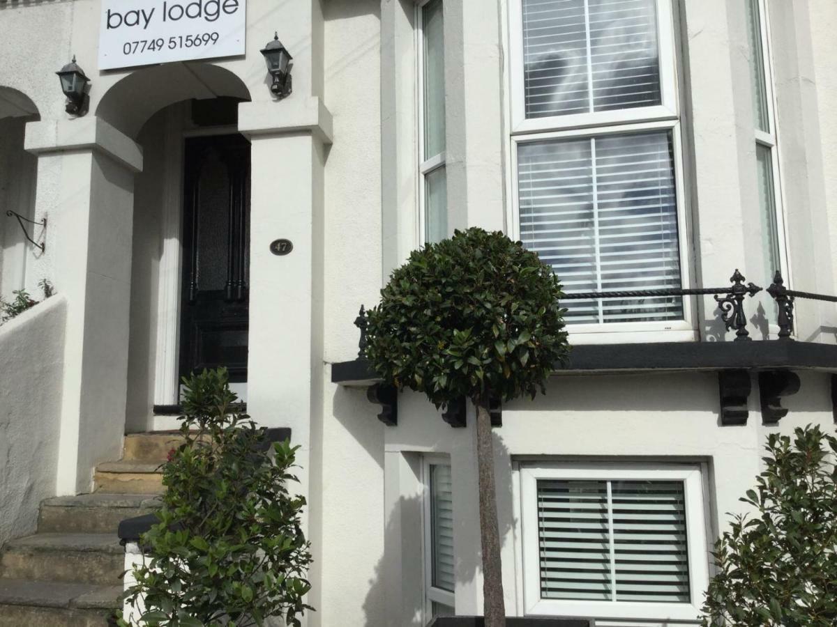 Bay Lodge Aylesbury  Bagian luar foto